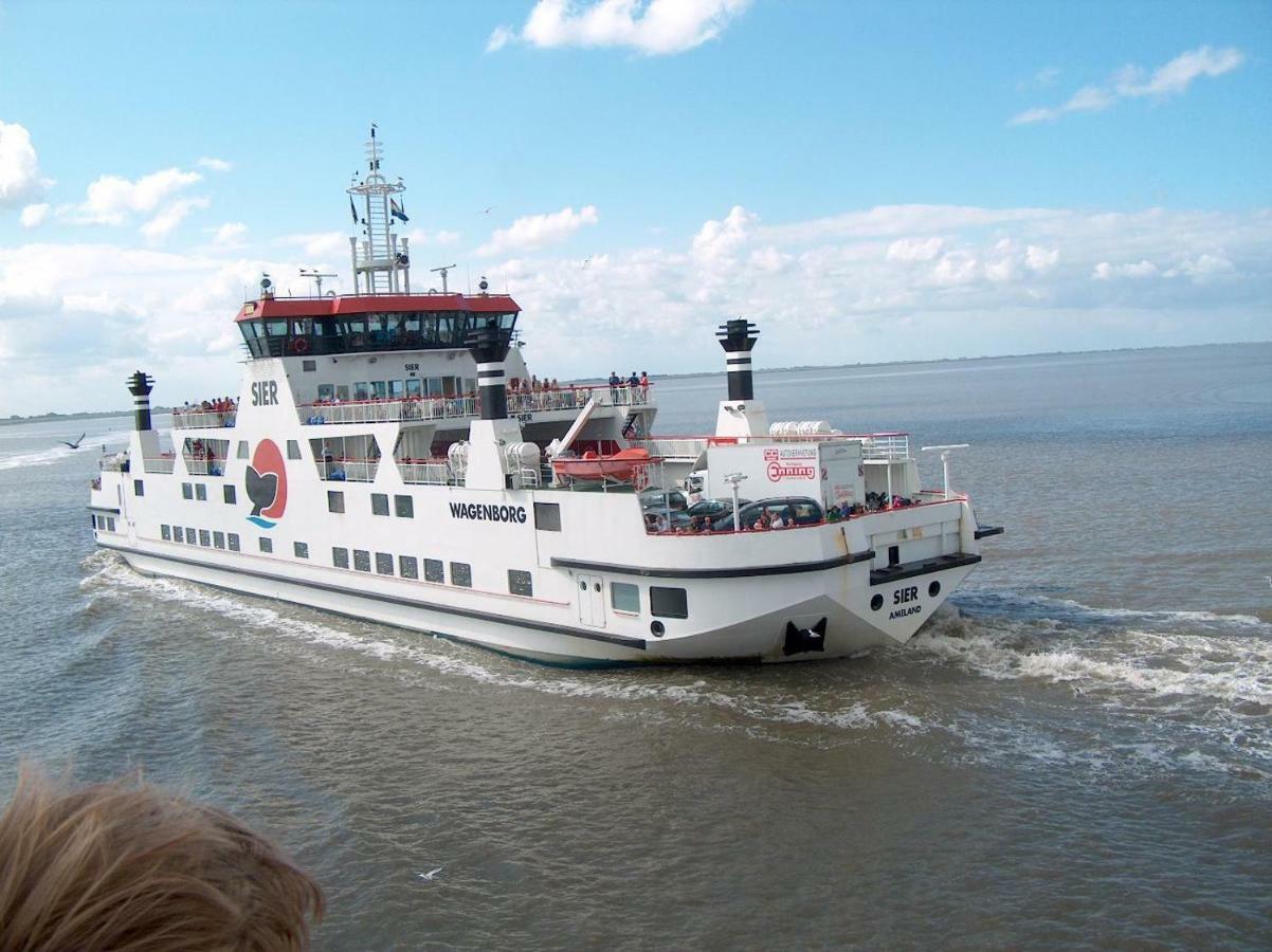 Wadsuper Vakantiewoning Paesens Moddergat Aan De Waddenzee Esterno foto